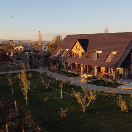 Lahuta E Vjeter Agroturizem Hotel Lac Ngoại thất bức ảnh